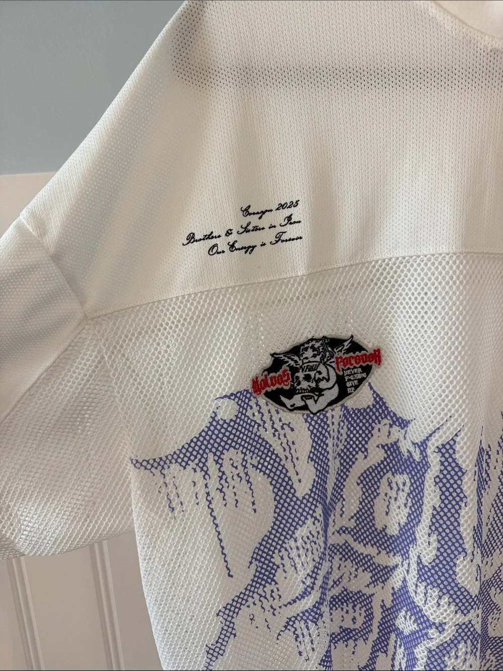 Darc Sport Graphic Mesh Oversized Men's Shirt - White with Lavender Print - Picture 2 of 4